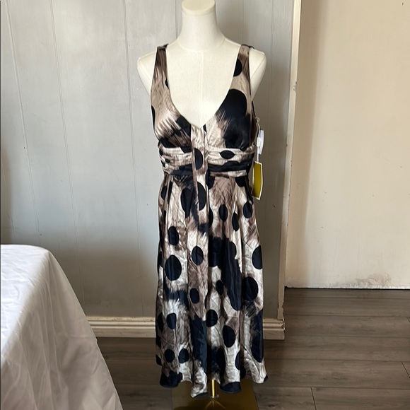 Black and White Sleeveless Midi Sundress for Cocktail Laura Vann - Picture 1 of 7